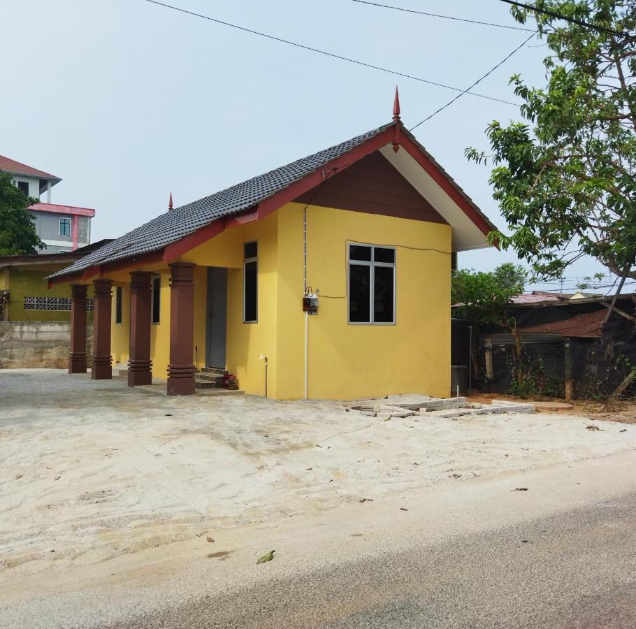 Room Stay Tok Wan 2 Kampung Kuala Besut Exterior foto